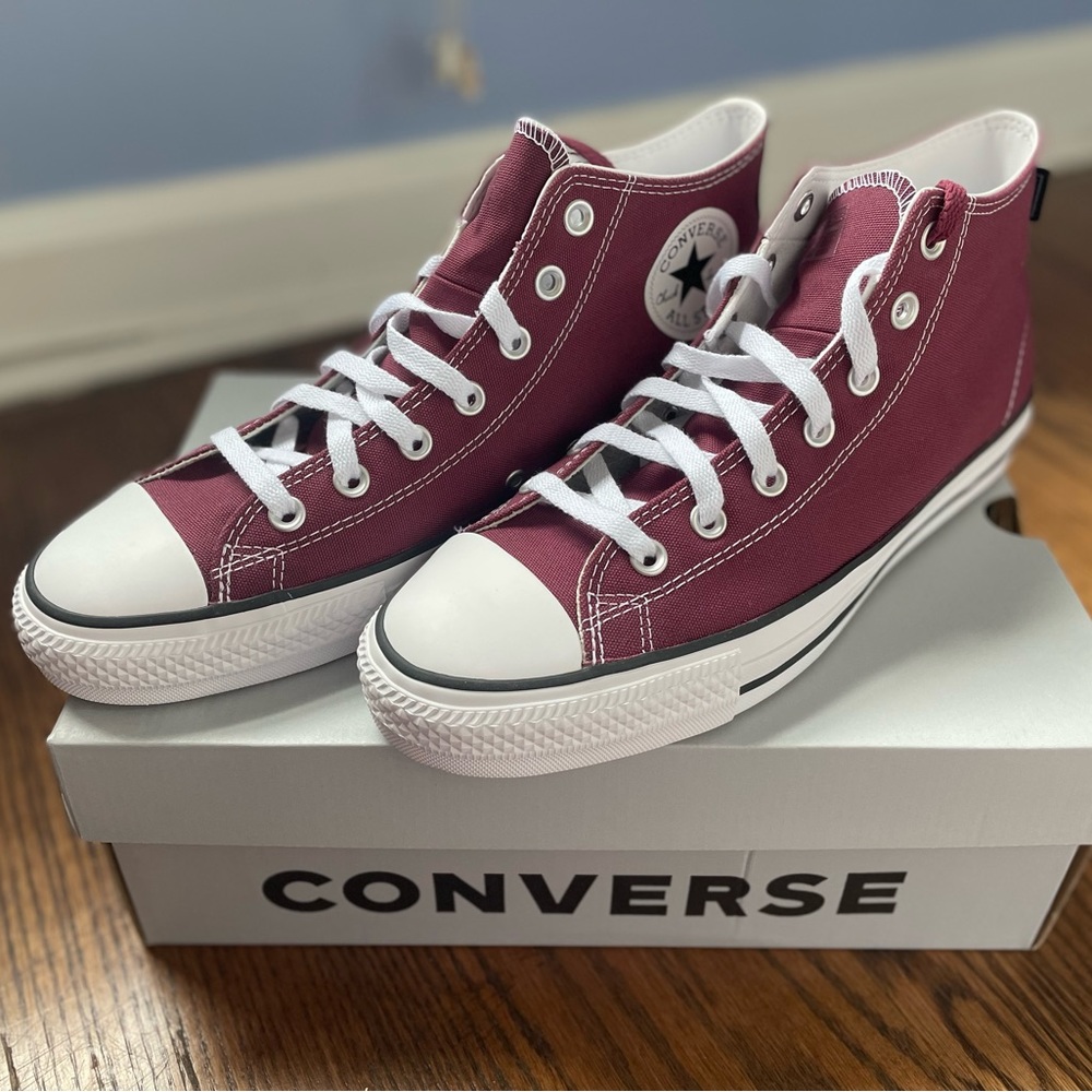 🎉HP🎉 BEST SHOES Men’s Converse Chuck Taylor All Star sneakers, new in box. Sz9 - Picture 4 of 6